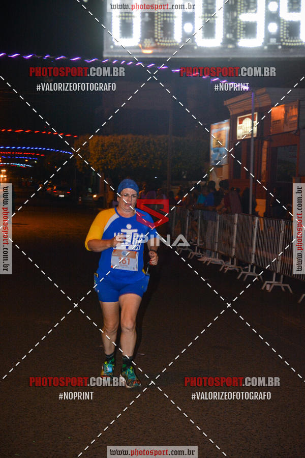 Buy your photos of the event70 CORRIDA DE BRODOWSKI on Fotop