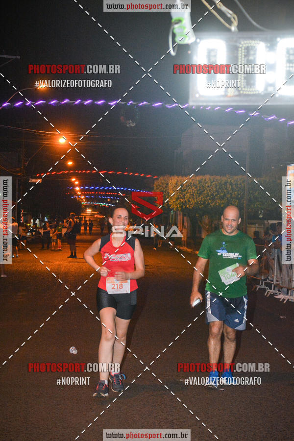 Buy your photos of the event70 CORRIDA DE BRODOWSKI on Fotop