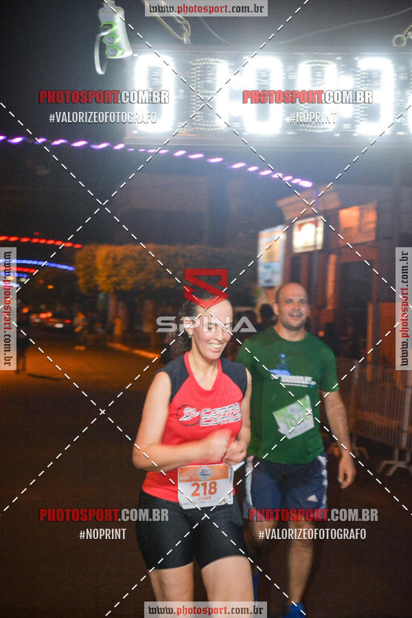 Buy your photos of the event70 CORRIDA DE BRODOWSKI on Fotop