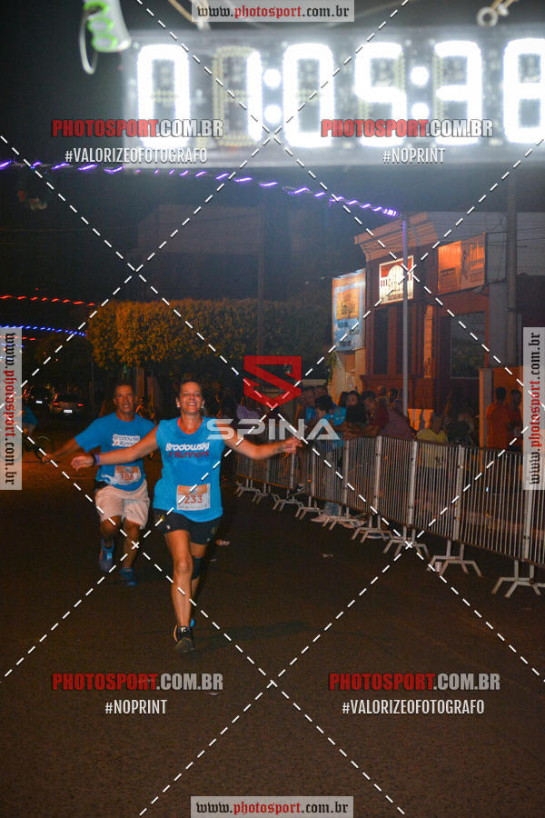 Buy your photos of the event70 CORRIDA DE BRODOWSKI on Fotop