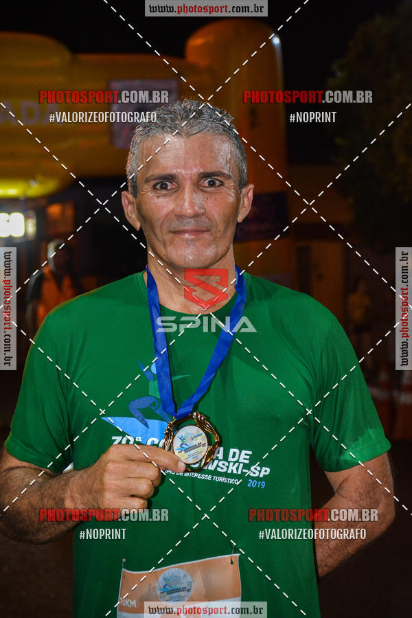 Buy your photos of the event70 CORRIDA DE BRODOWSKI on Fotop