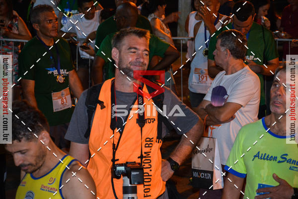 Achetez vos photos de l'vnement70 CORRIDA DE BRODOWSKI sur Fotop