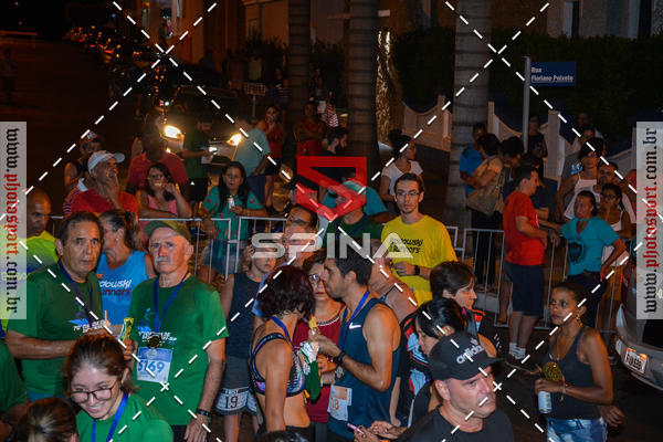 Achetez vos photos de l'vnement70 CORRIDA DE BRODOWSKI sur Fotop