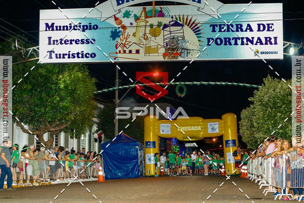 Buy your photos of the event70 CORRIDA DE BRODOWSKI on Fotop