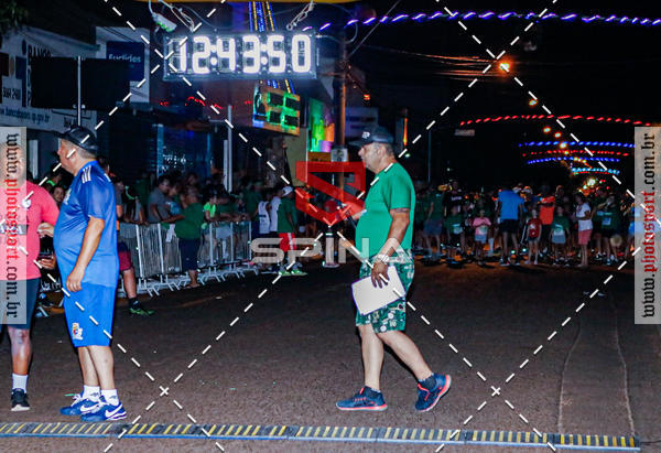 Buy your photos of the event70 CORRIDA DE BRODOWSKI on Fotop