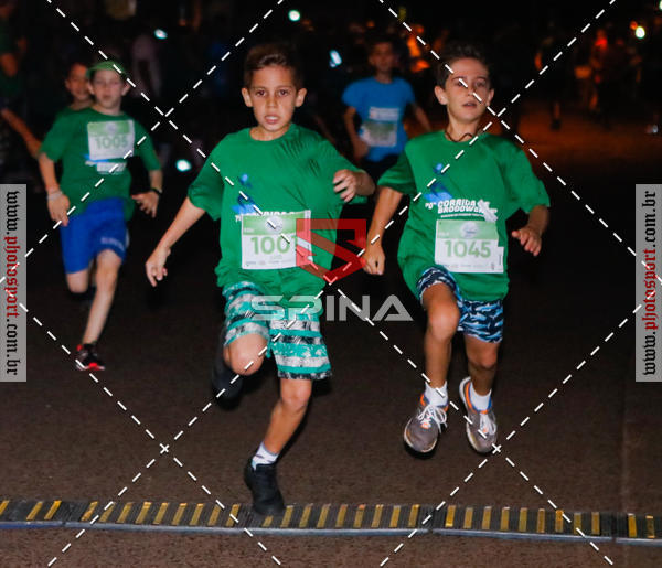 Buy your photos of the event70 CORRIDA DE BRODOWSKI on Fotop
