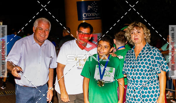 Buy your photos of the event70 CORRIDA DE BRODOWSKI on Fotop