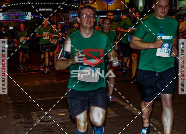 Buy your photos of the event70 CORRIDA DE BRODOWSKI on Fotop