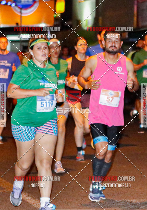 Buy your photos of the event70 CORRIDA DE BRODOWSKI on Fotop