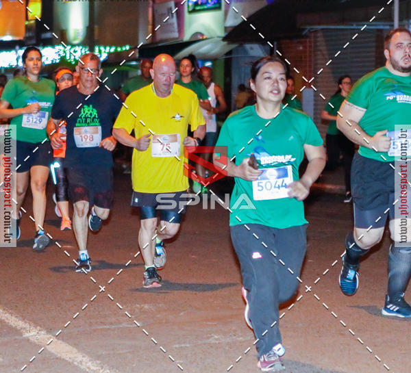 Buy your photos of the event70 CORRIDA DE BRODOWSKI on Fotop