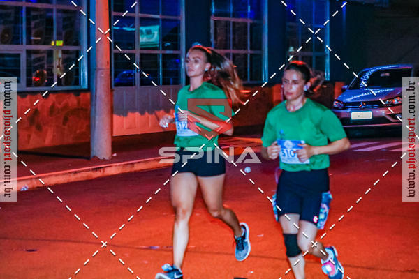 Buy your photos of the event70 CORRIDA DE BRODOWSKI on Fotop