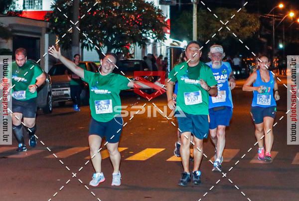 Buy your photos of the event70 CORRIDA DE BRODOWSKI on Fotop