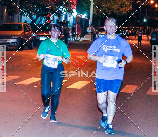 Buy your photos of the event70 CORRIDA DE BRODOWSKI on Fotop