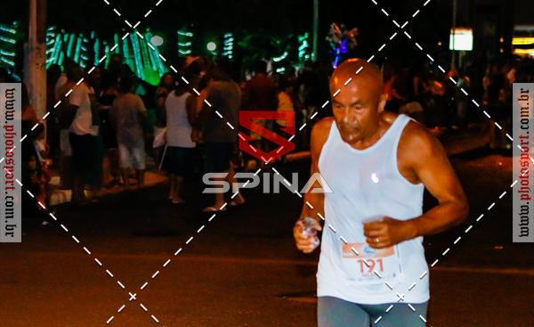Buy your photos of the event70 CORRIDA DE BRODOWSKI on Fotop