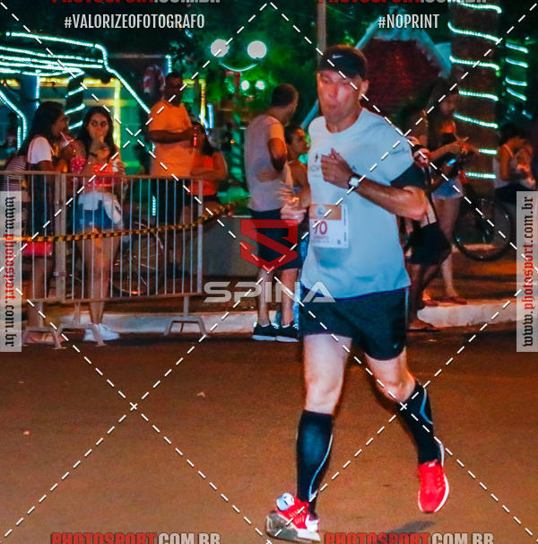 Buy your photos of the event70 CORRIDA DE BRODOWSKI on Fotop