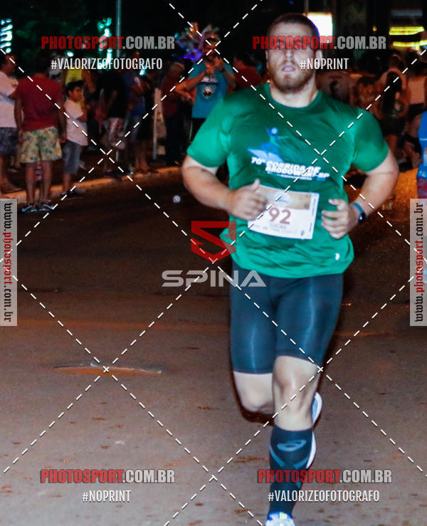 Buy your photos of the event70 CORRIDA DE BRODOWSKI on Fotop