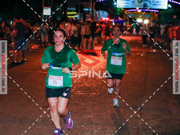 Buy your photos of the event70 CORRIDA DE BRODOWSKI on Fotop