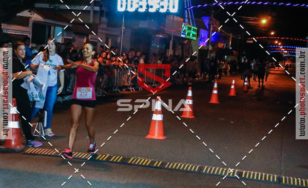 Buy your photos of the event70 CORRIDA DE BRODOWSKI on Fotop