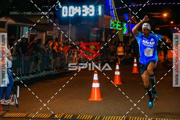 Buy your photos of the event70 CORRIDA DE BRODOWSKI on Fotop