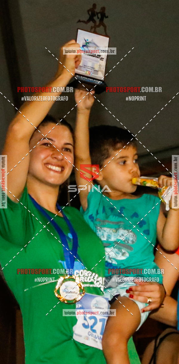 Buy your photos of the event70 CORRIDA DE BRODOWSKI on Fotop