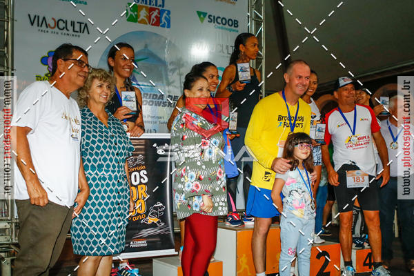 Buy your photos of the event70 CORRIDA DE BRODOWSKI on Fotop