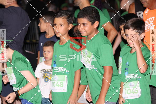 Buy your photos of the event70 CORRIDA DE BRODOWSKI on Fotop