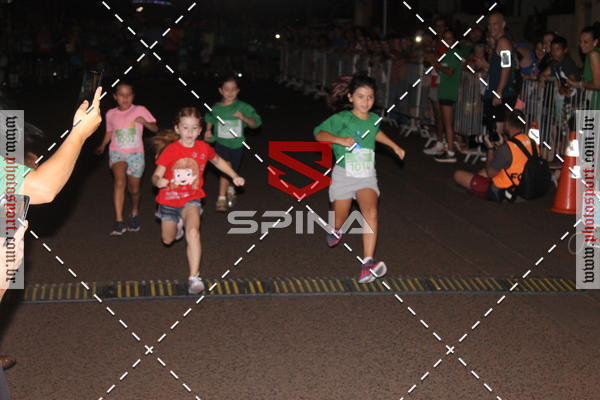 Buy your photos of the event70 CORRIDA DE BRODOWSKI on Fotop