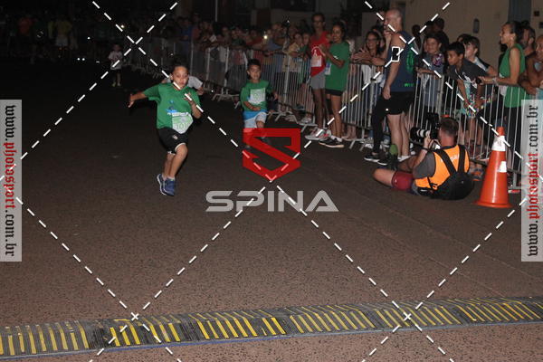 Buy your photos of the event70 CORRIDA DE BRODOWSKI on Fotop