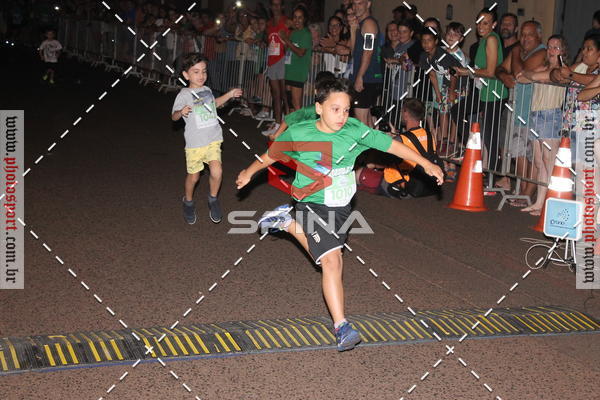 Buy your photos of the event70 CORRIDA DE BRODOWSKI on Fotop