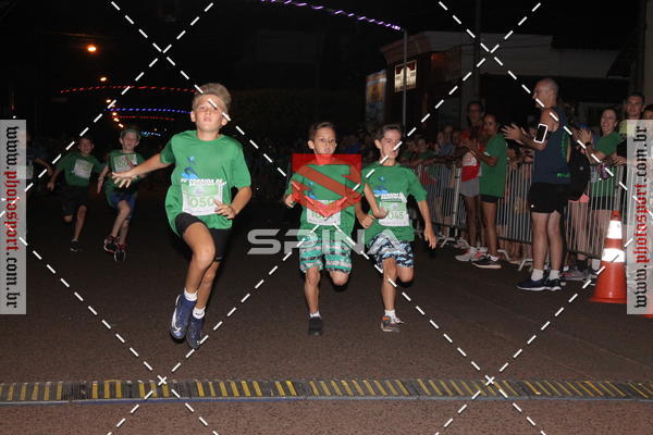 Buy your photos of the event70 CORRIDA DE BRODOWSKI on Fotop