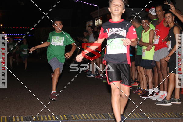 Buy your photos of the event70 CORRIDA DE BRODOWSKI on Fotop