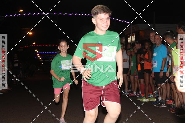 Buy your photos of the event70 CORRIDA DE BRODOWSKI on Fotop