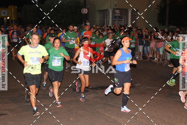 Achetez vos photos de l'vnement70 CORRIDA DE BRODOWSKI sur Fotop