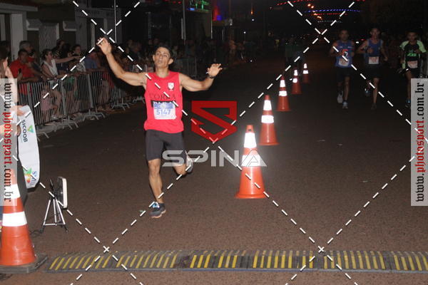 Achetez vos photos de l'vnement70 CORRIDA DE BRODOWSKI sur Fotop