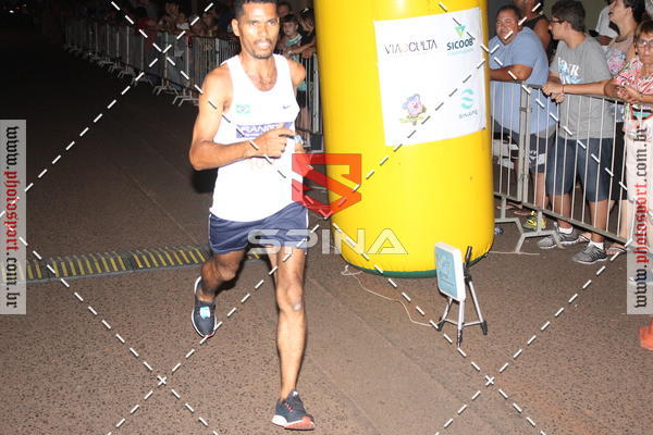 Achetez vos photos de l'vnement70 CORRIDA DE BRODOWSKI sur Fotop