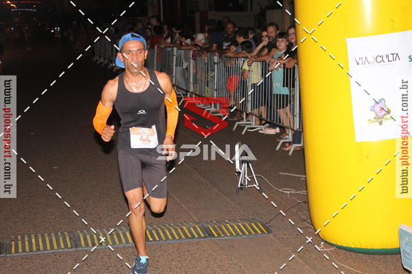 Achetez vos photos de l'vnement70 CORRIDA DE BRODOWSKI sur Fotop