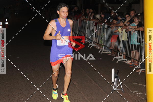 Buy your photos of the event70 CORRIDA DE BRODOWSKI on Fotop