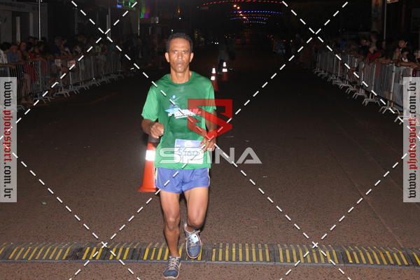 Buy your photos of the event70 CORRIDA DE BRODOWSKI on Fotop