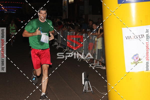 Buy your photos of the event70 CORRIDA DE BRODOWSKI on Fotop