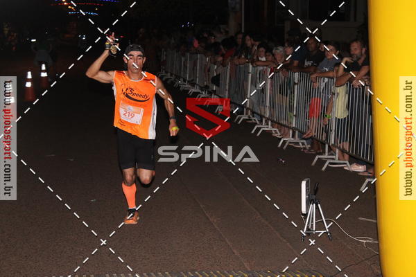 Buy your photos of the event70 CORRIDA DE BRODOWSKI on Fotop