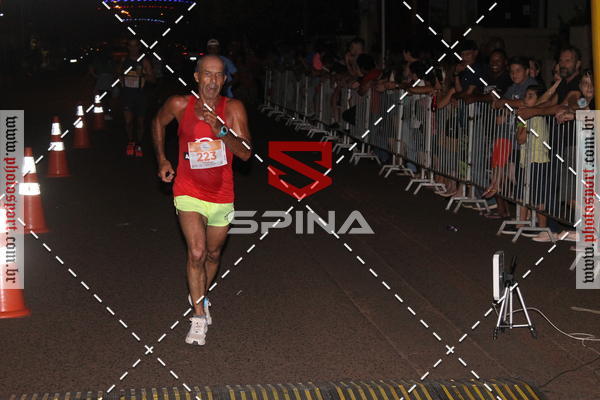 Buy your photos of the event70 CORRIDA DE BRODOWSKI on Fotop