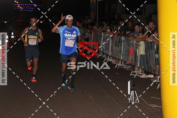 Buy your photos of the event70 CORRIDA DE BRODOWSKI on Fotop