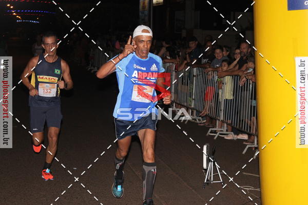 Buy your photos of the event70 CORRIDA DE BRODOWSKI on Fotop