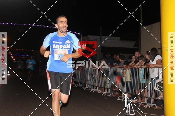 Buy your photos of the event70 CORRIDA DE BRODOWSKI on Fotop