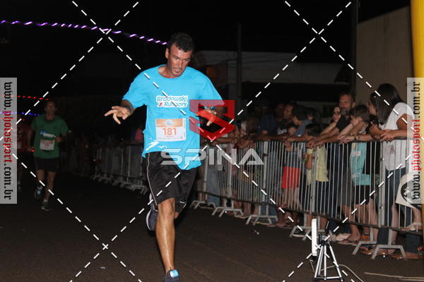 Buy your photos of the event70 CORRIDA DE BRODOWSKI on Fotop