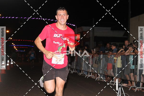 Buy your photos of the event70 CORRIDA DE BRODOWSKI on Fotop