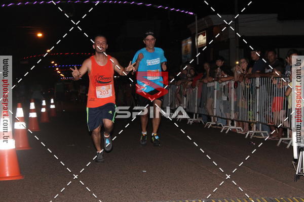 Buy your photos of the event70 CORRIDA DE BRODOWSKI on Fotop