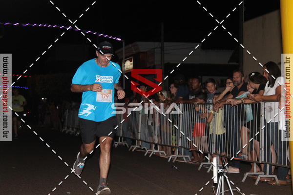 Buy your photos of the event70 CORRIDA DE BRODOWSKI on Fotop