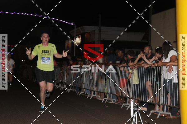 Buy your photos of the event70 CORRIDA DE BRODOWSKI on Fotop