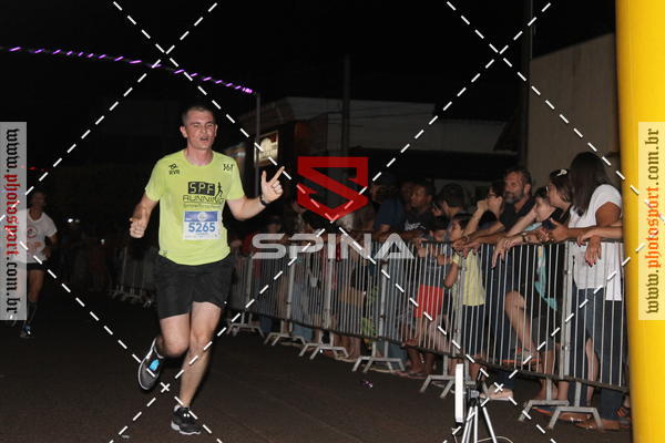 Buy your photos of the event70 CORRIDA DE BRODOWSKI on Fotop